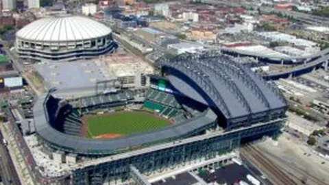 孙杨听证会备受瞩目：CAS主席惋惜门票告罄，百家媒体争相报道