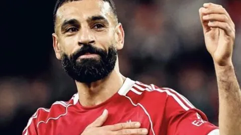 欧冠决赛6月2日晨启幕温布利，皇马夺冠呼声强烈，决赛悬念犹存。[精彩解析]